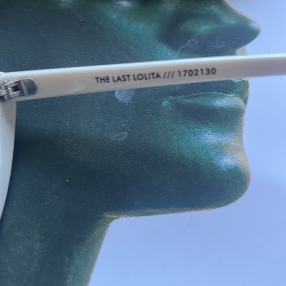 Adam Selman x Le Specs - Picture 4 of 4